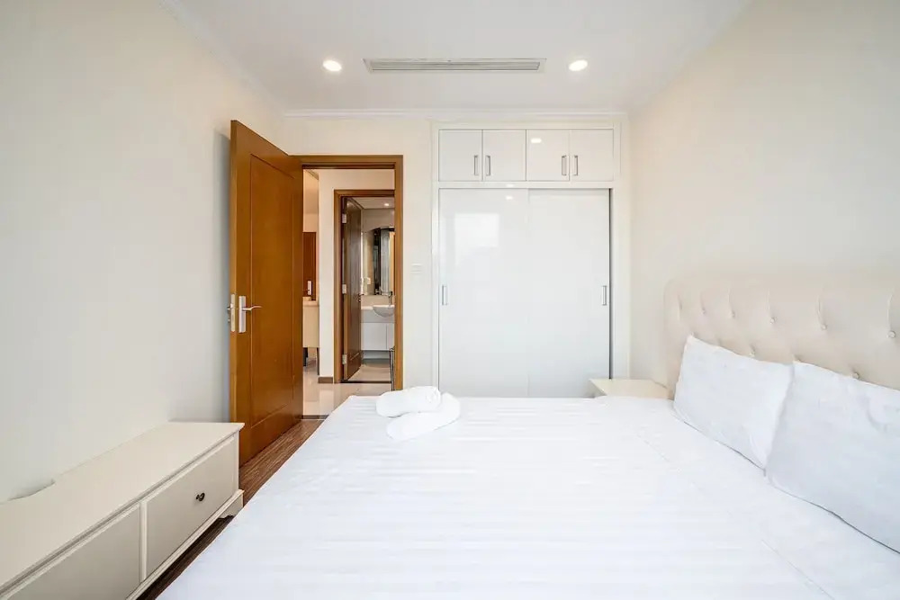 LUNA Apartment- Vinhomes Central Park