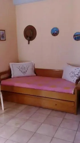 Niki's Studios