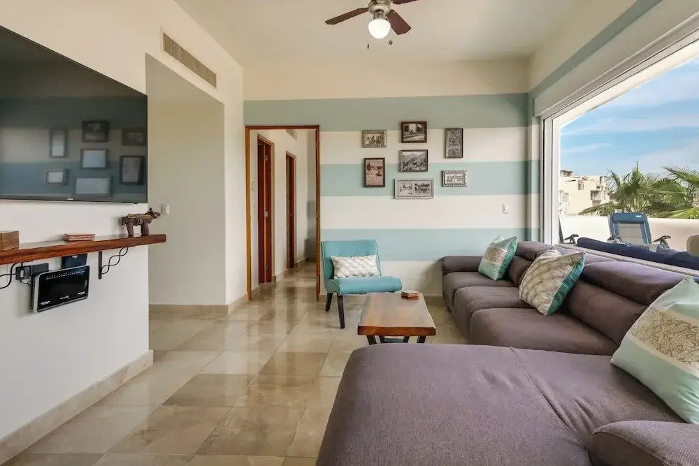 Chic Cabo Condo - Walk to Marina & Downtown!