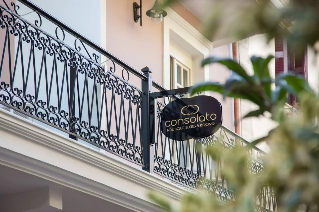 Consolato Boutique