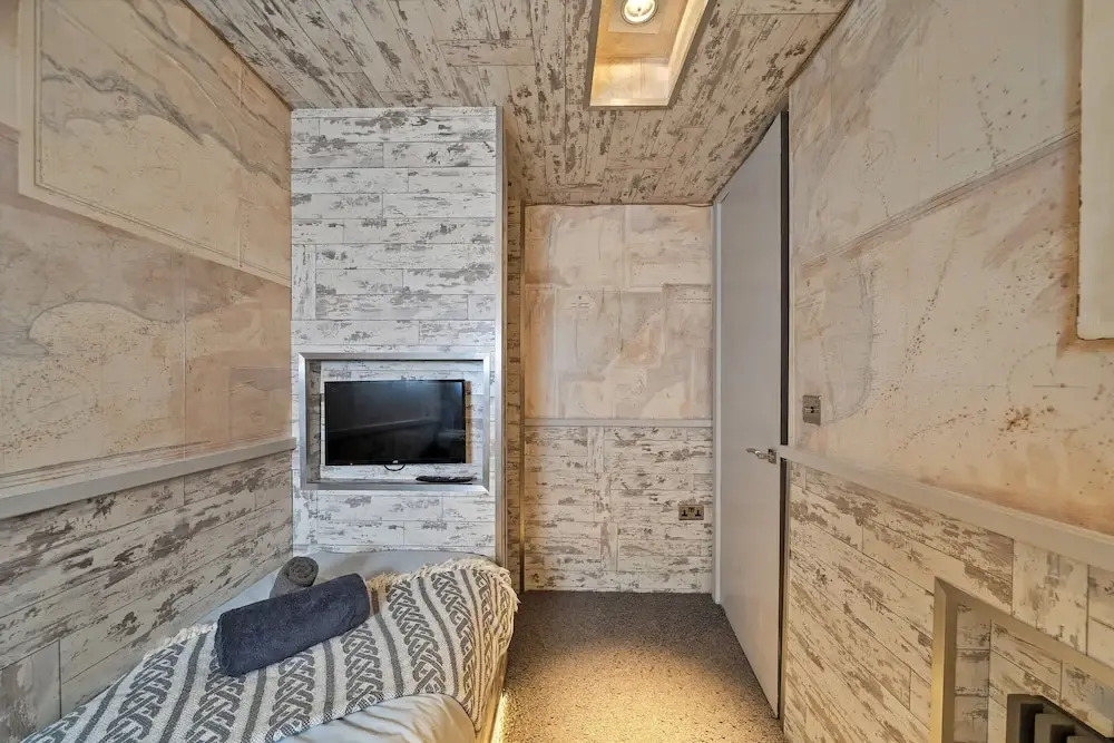Apartment in Dartmouth Near Waterfront