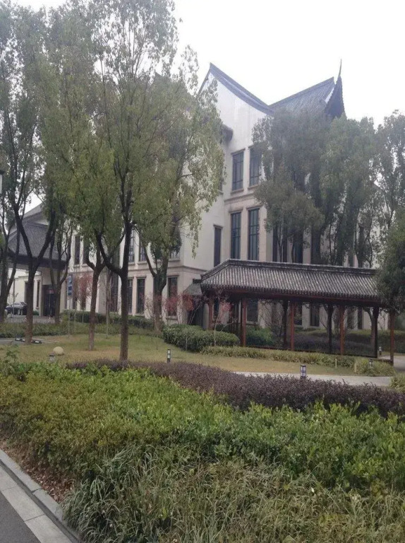 Xinzhi Hotel