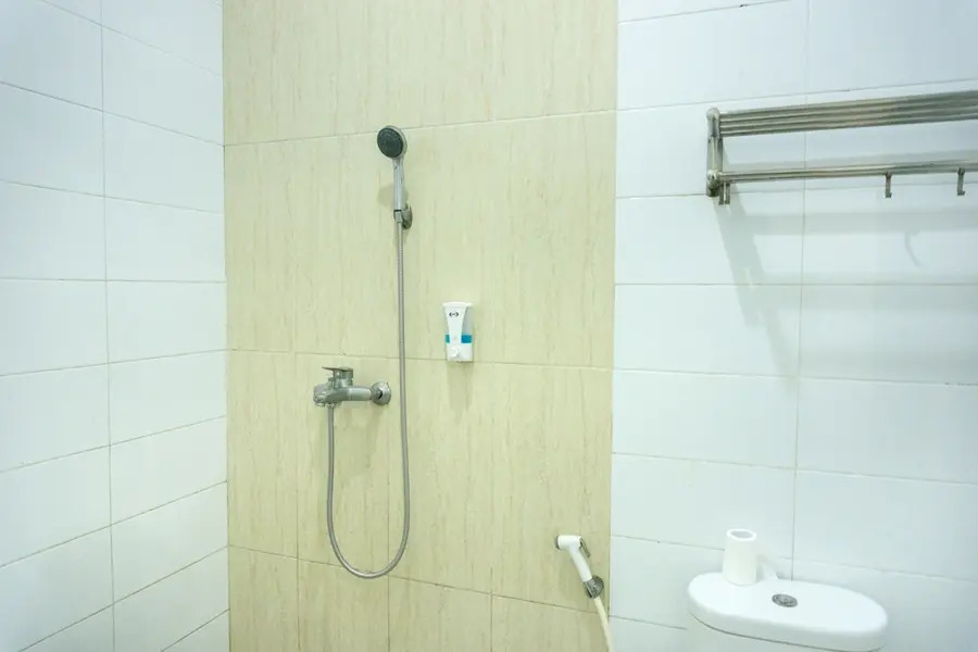 RedDoorz Plus @ Ende City Center