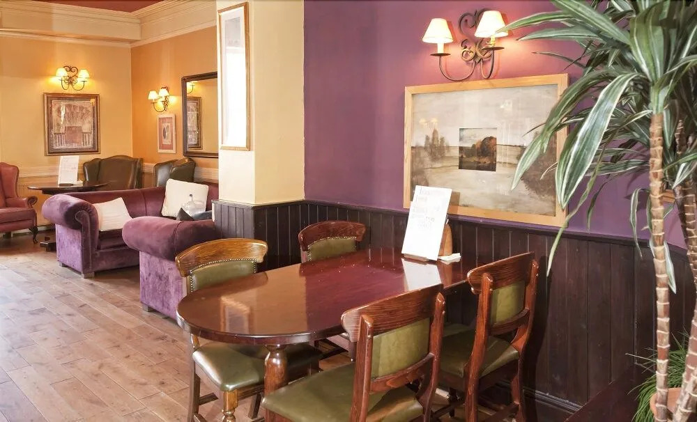 Kings Arms Hotel by Greene King Inns