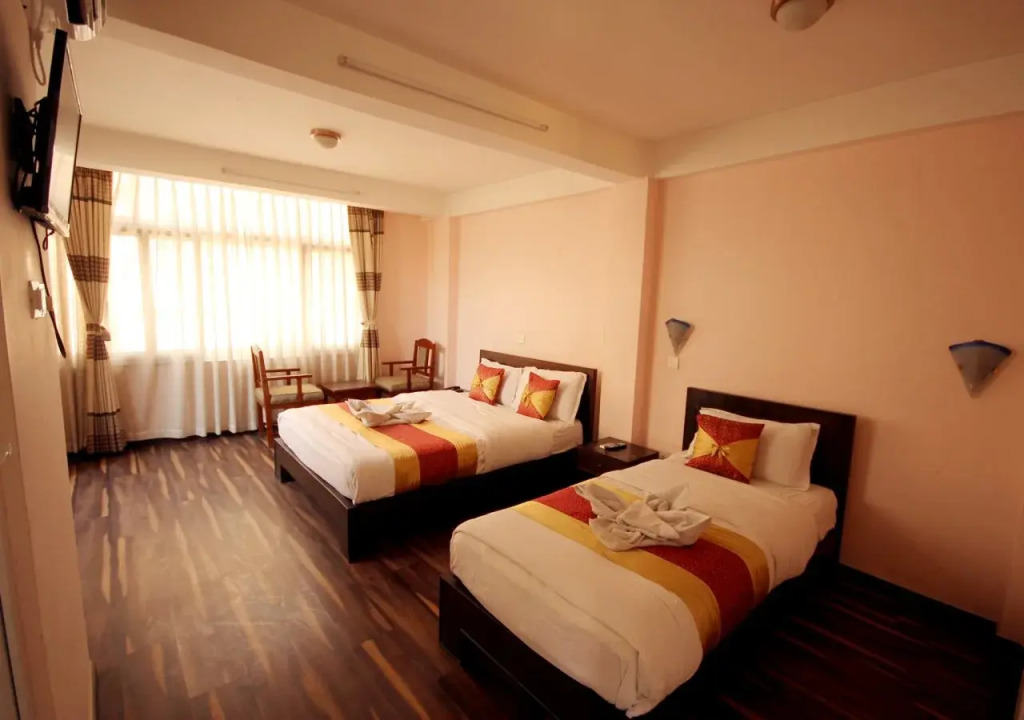 Annapurna Guest House and Rooftop Restaurant
