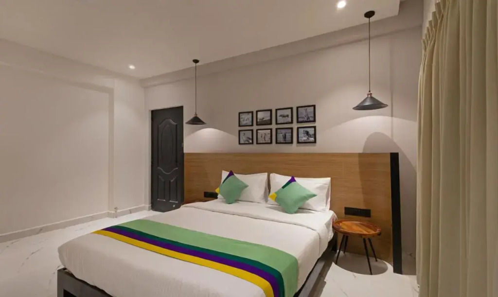 Treebo Premium Vapr Ashok Nagar