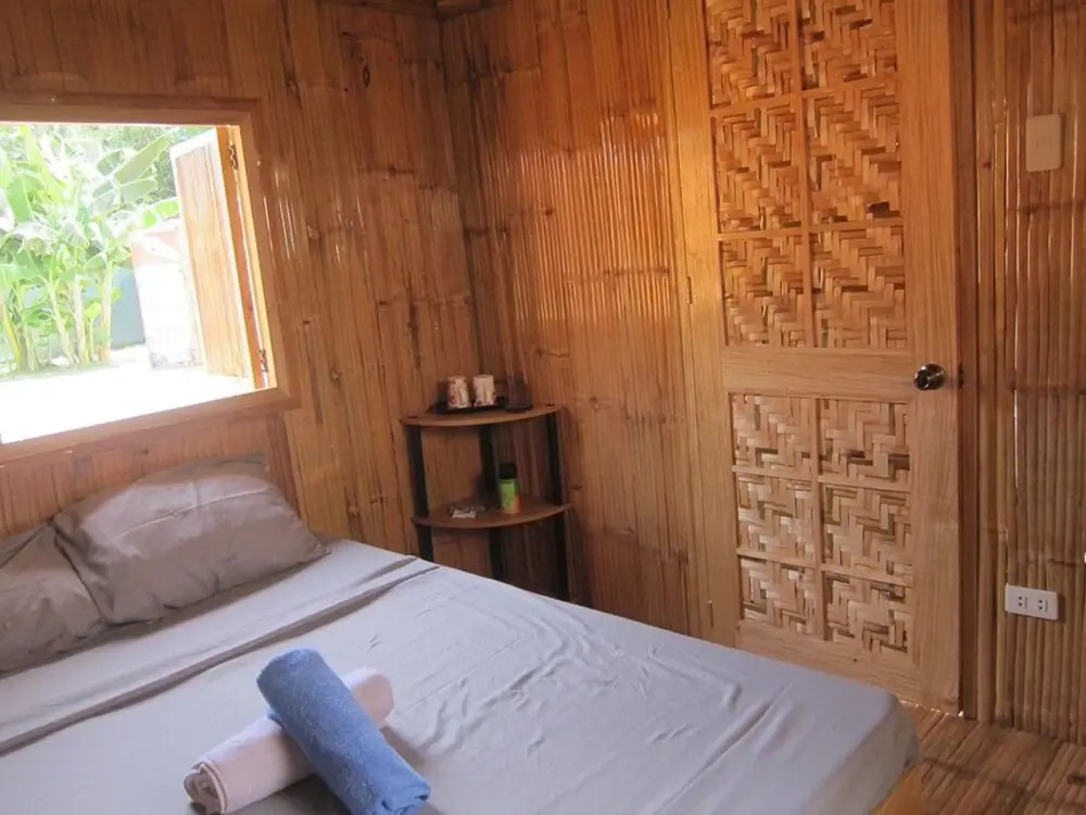 AivyMaes Divers Resort