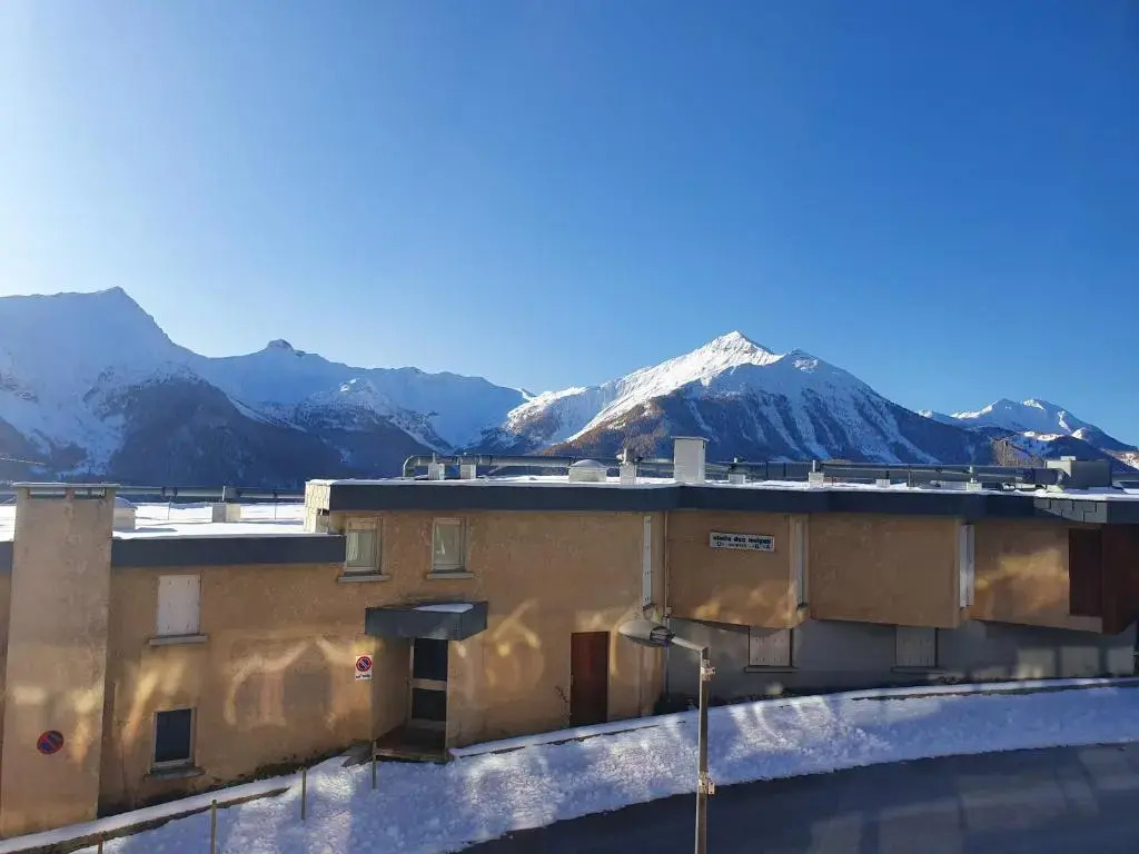 Studio Queyrelet 1 pied des pistes avec balcon & vue 2-4 personnes