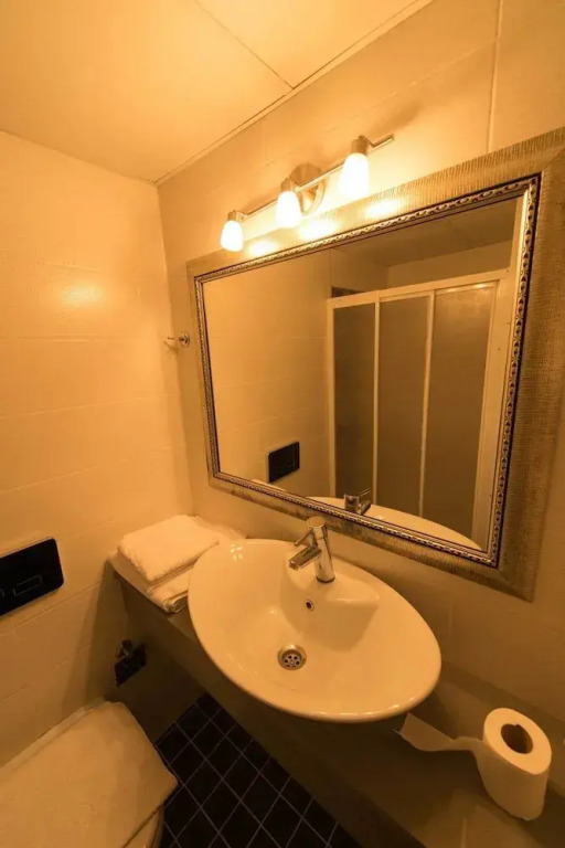 İleri Hotel & Apartments