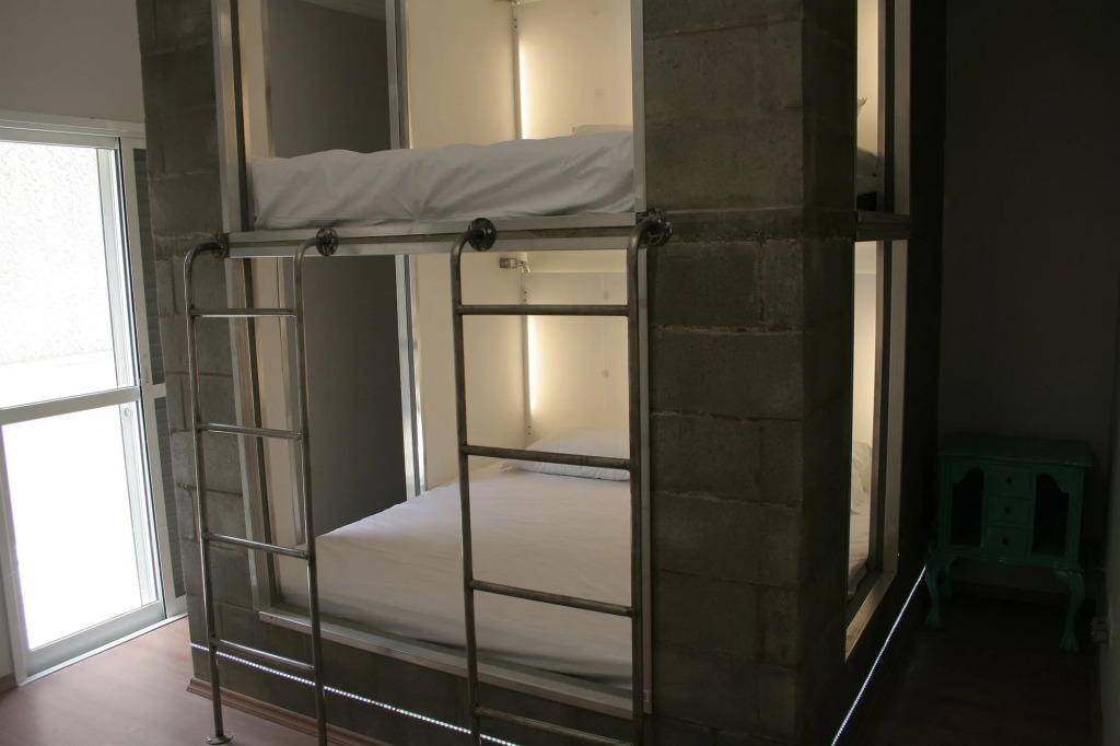 Viva Hostel Design