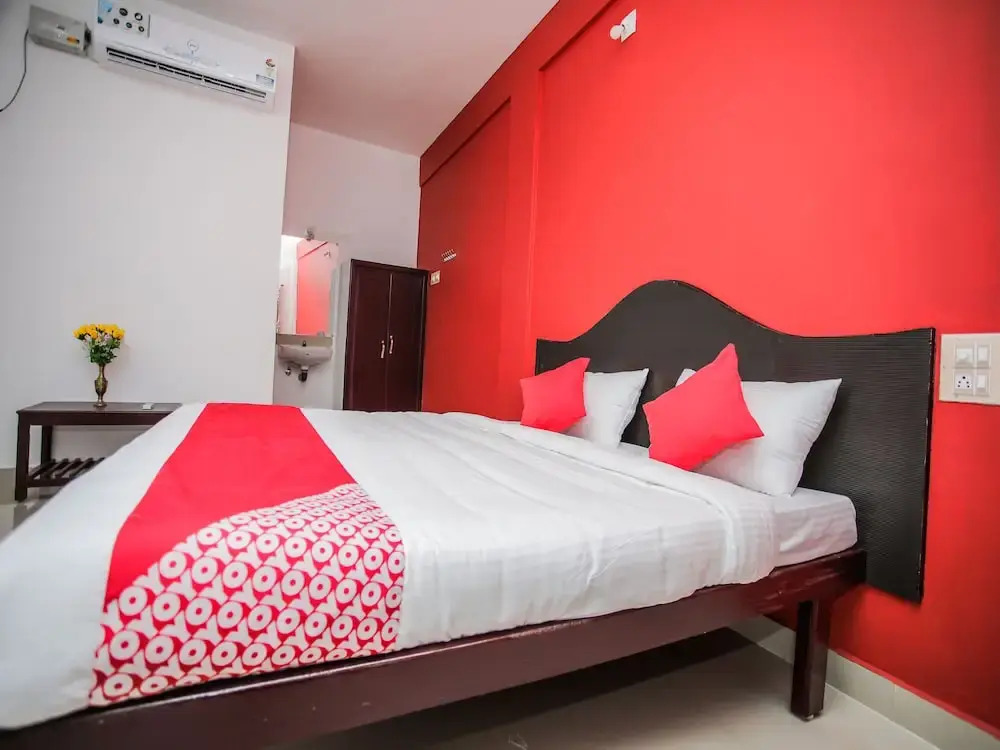 Oyo 26646 Hotel Aljemin