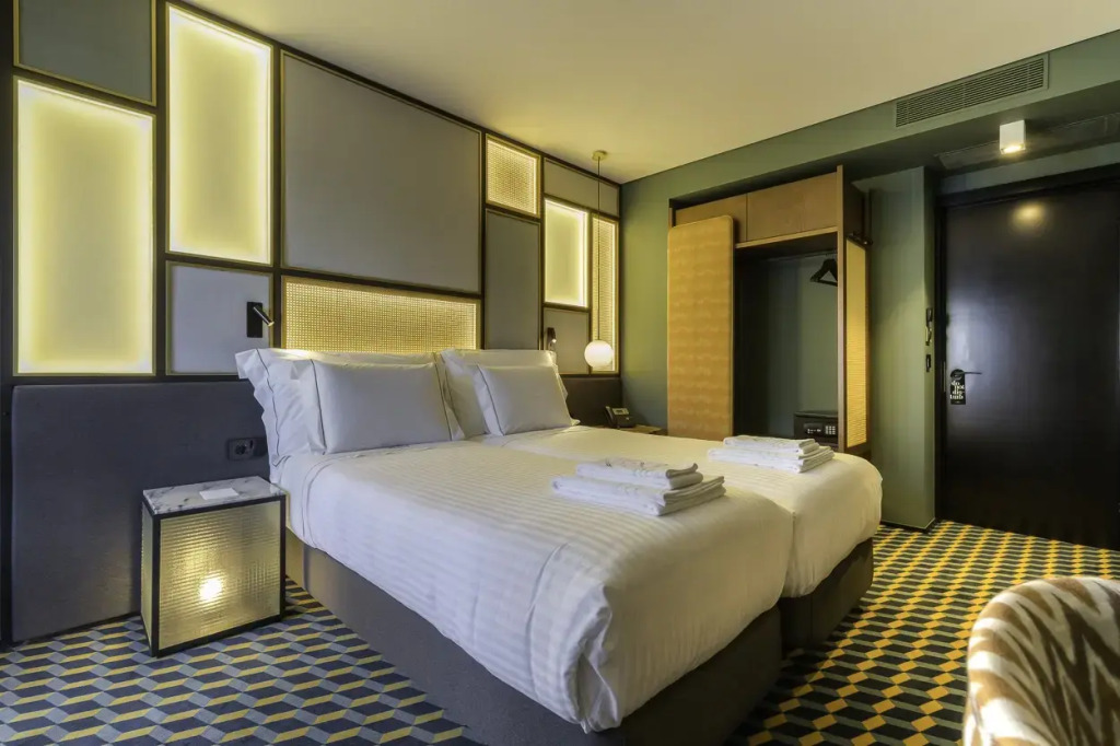 The Convo Porto Hotel & Suites
