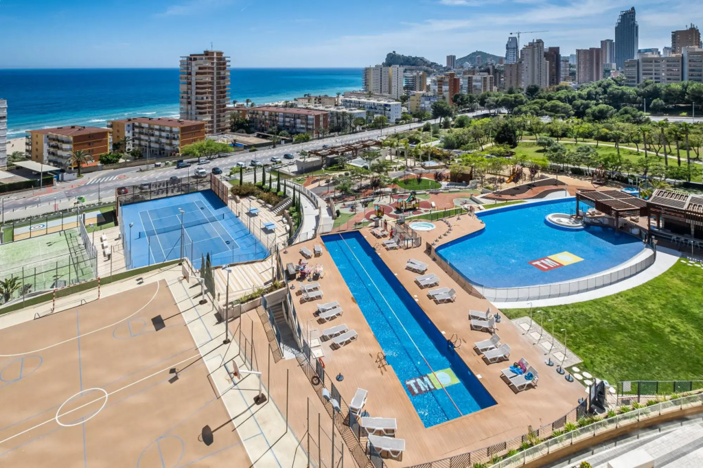 Sunset Drive 5-10 in Benidorm