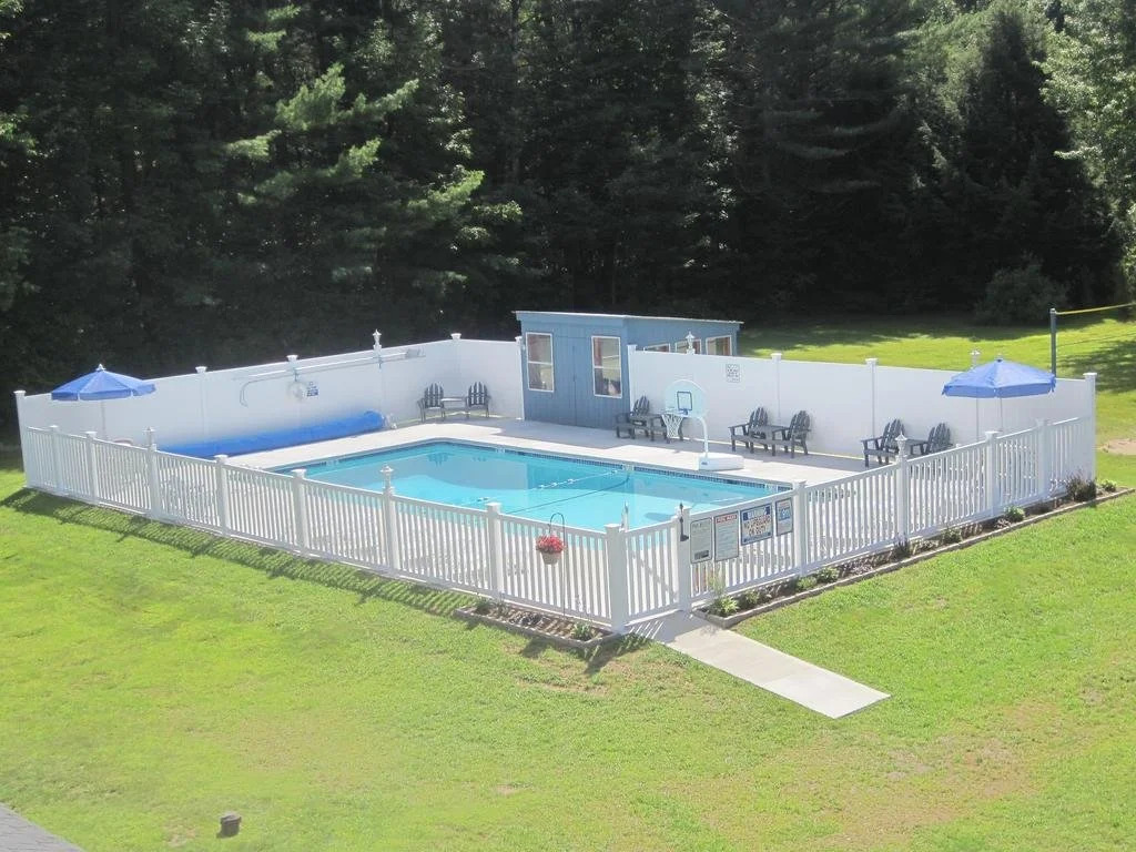 North Colony Motel and Cottages
