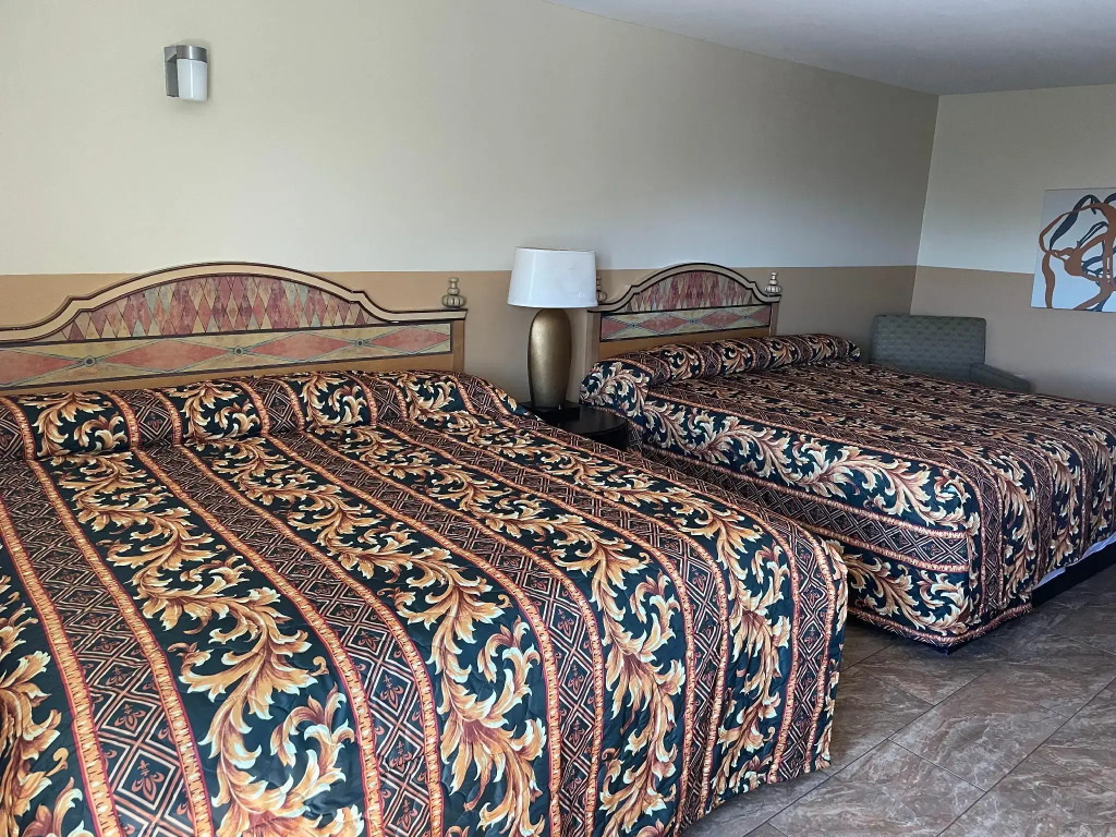 Sea Palace Inn