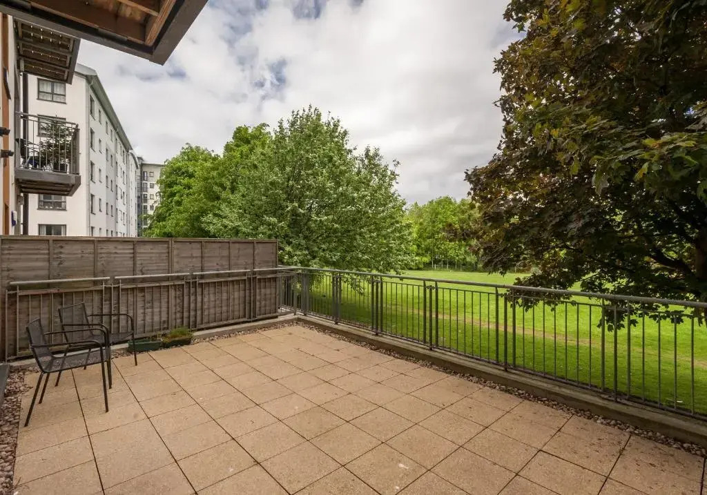 The Lochend Park View Residence No.3