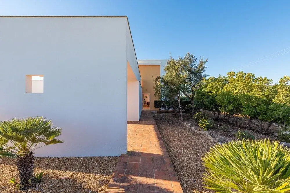 2 Bedroom Luxury Home With Pool in Patroves