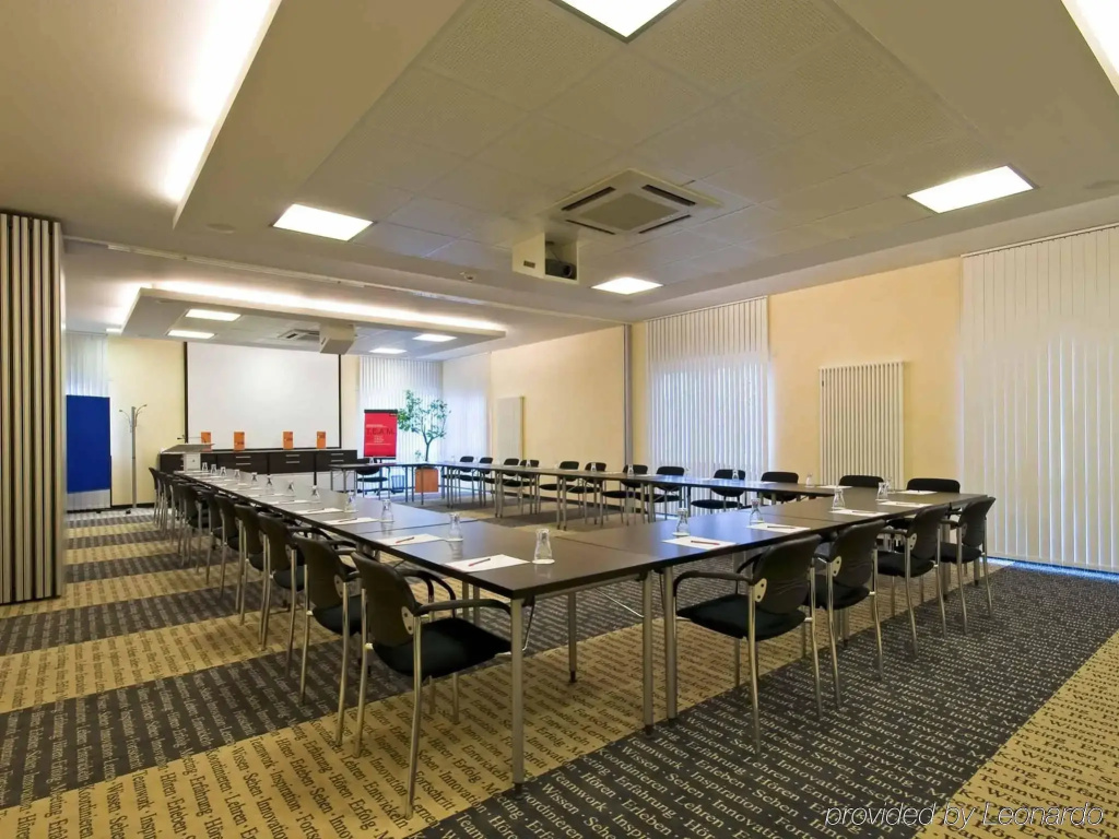 Garner Hotel Oberhausen by IHG