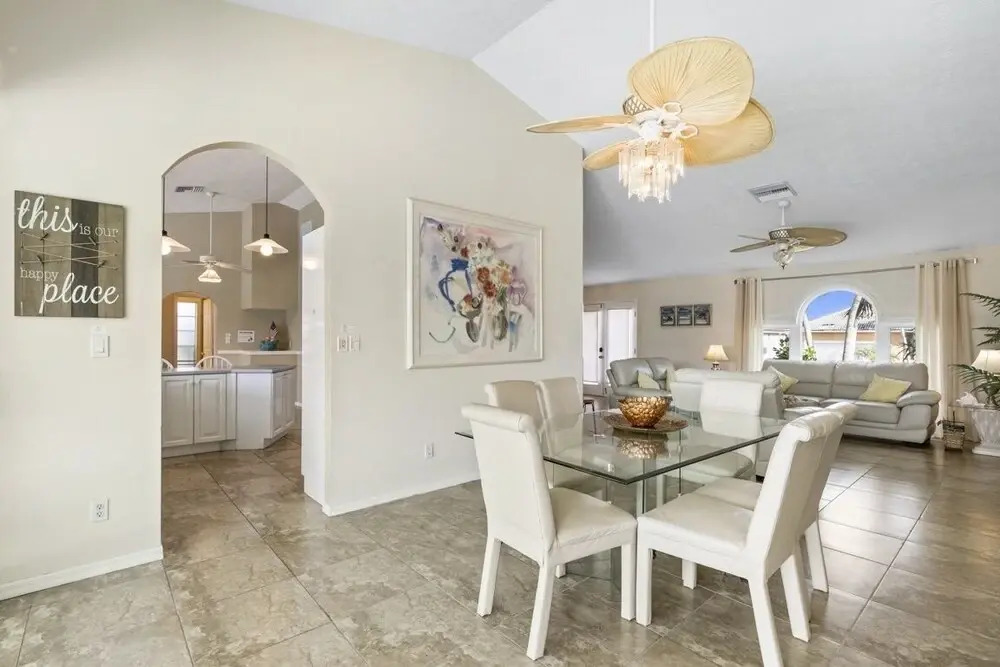 Bradford Ct. 522, Marco Island Vacation Rental 3 Bedroom Home by Redawning