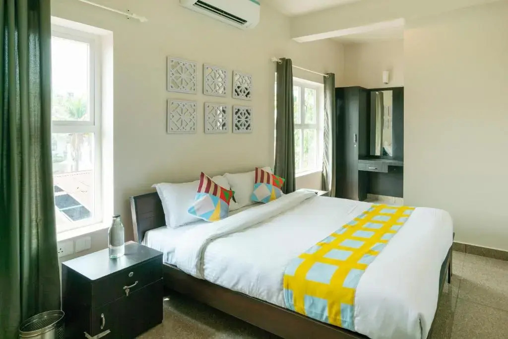 OYO Home 79053 Elegant KINGS PARK RESIDENCY