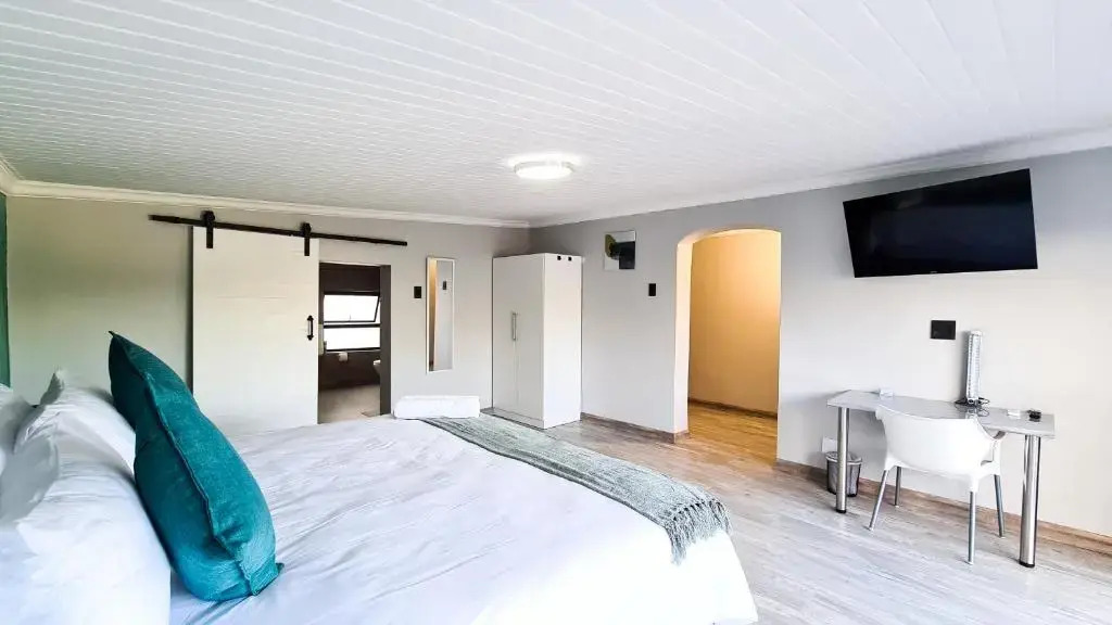 Vincent Valley Lodge
