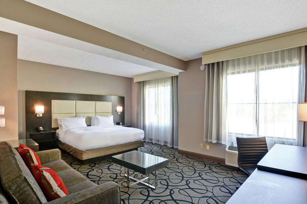 DoubleTree by Hilton Hattiesburg, MS