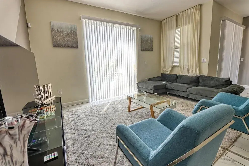Michael's Contemporary Townhome at Champions Gate