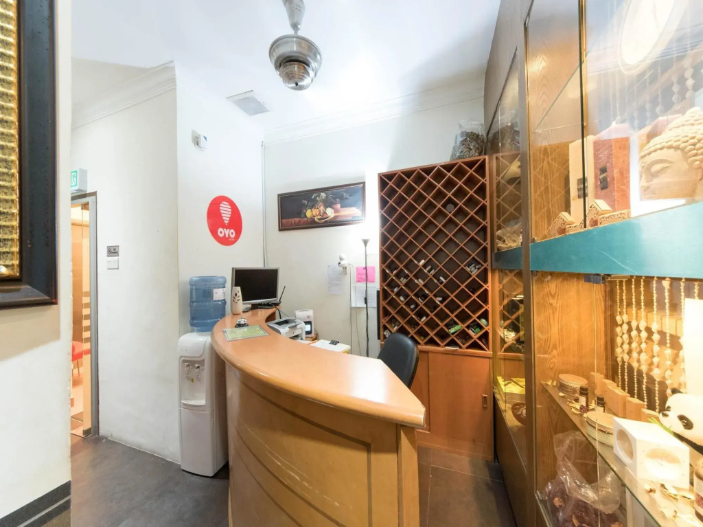 OYO 157 Norbu Hotel