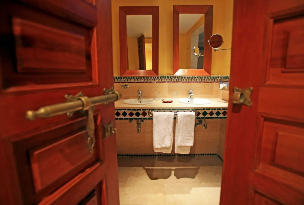 Rose Aqua Park Hotel