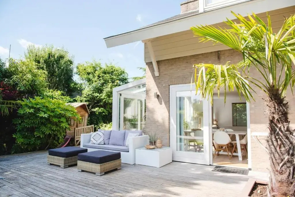 Luxury villa on peaceful location. Boat optional
