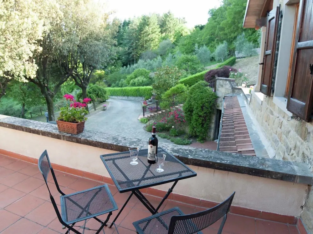 Villa in Casentino With Pool & Castle Views