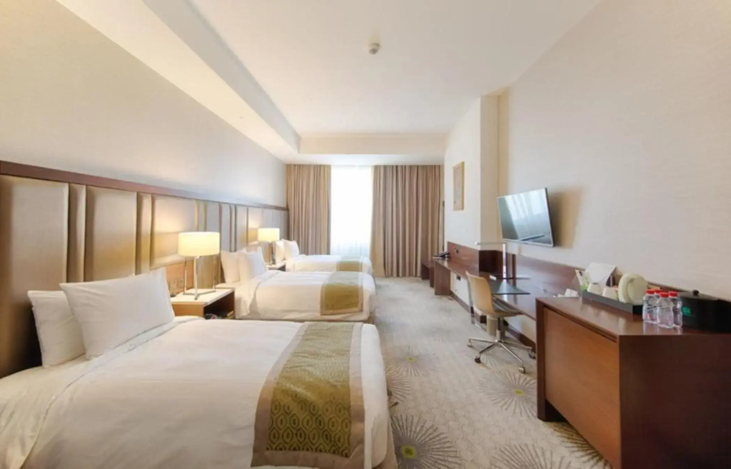 Holiday Suites Al Azizia