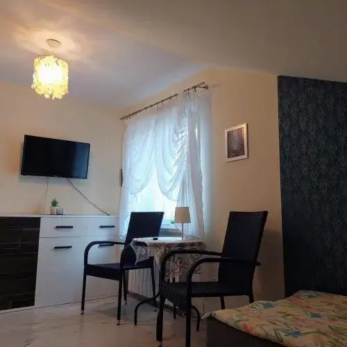 Pokoje Pod Dębowcem