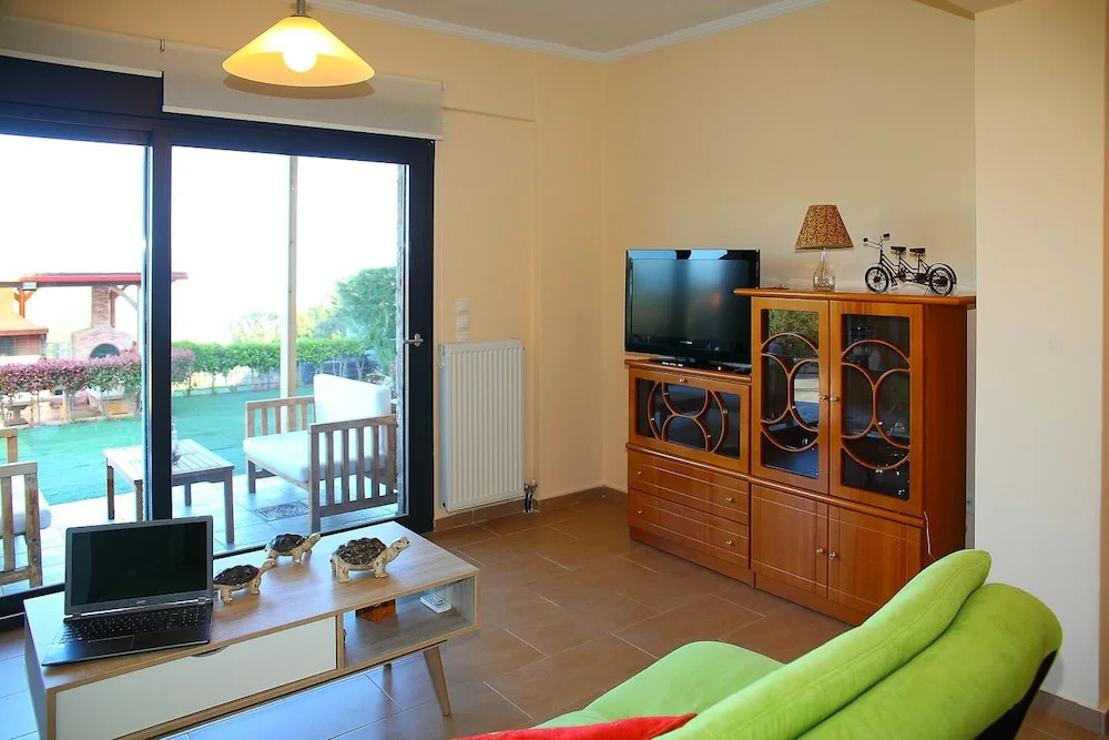 Comfartable 1 Bedroom Flat with Garden near Beach