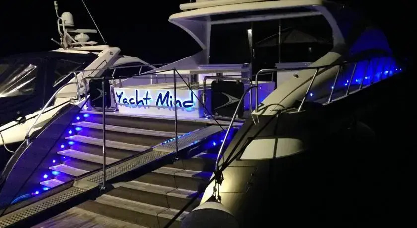 Yacht Mind Charter
