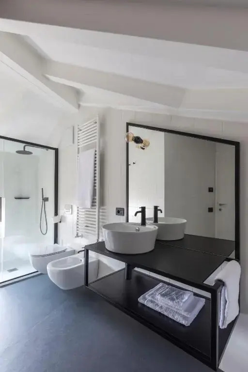 Casa Trentini - Atemporary Art Apartments