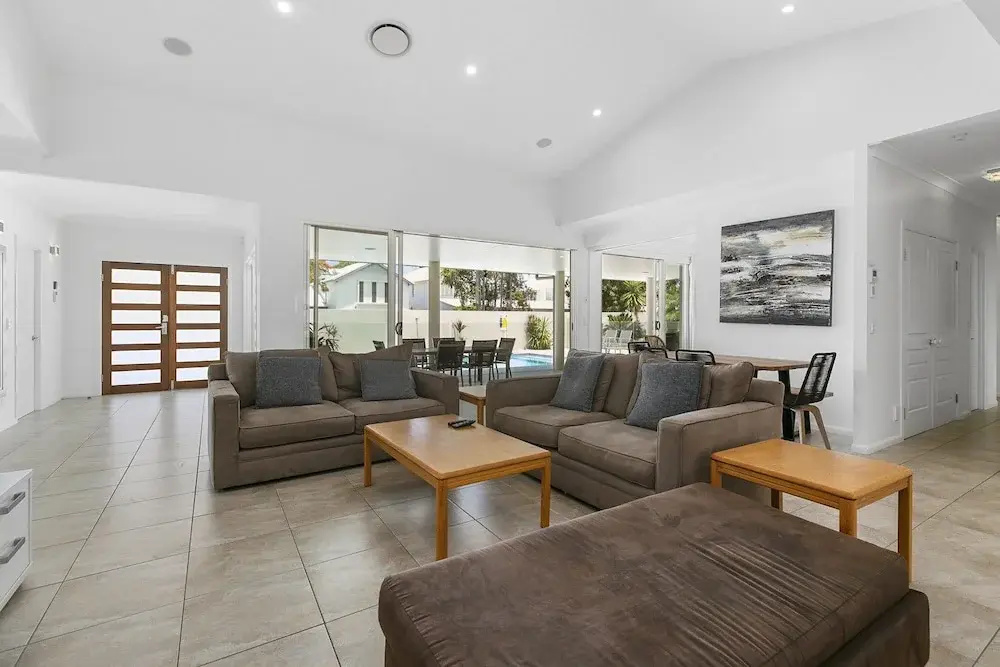 Perfect Family Holiday Home on Noosa Sound - 3 Key Court
