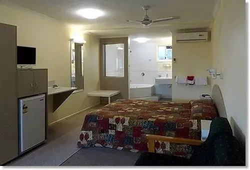 Shady Rest Motel