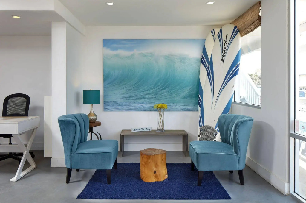 Pacific View Inn