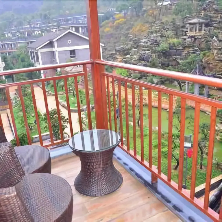 Chongqing Mid-mountain Garden Resort Hotel