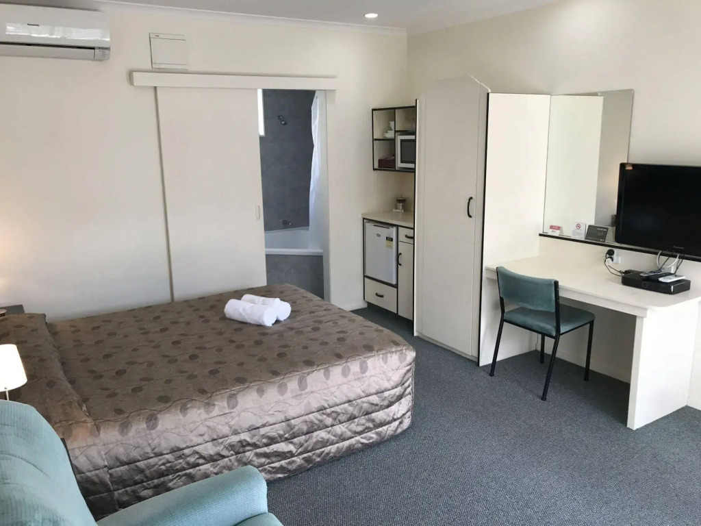 Legends Motel