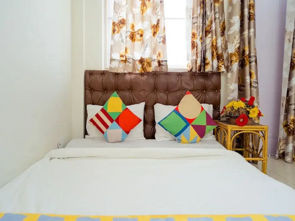 OYO 13726 Home Cozy 2BHK Hathi Paon Road