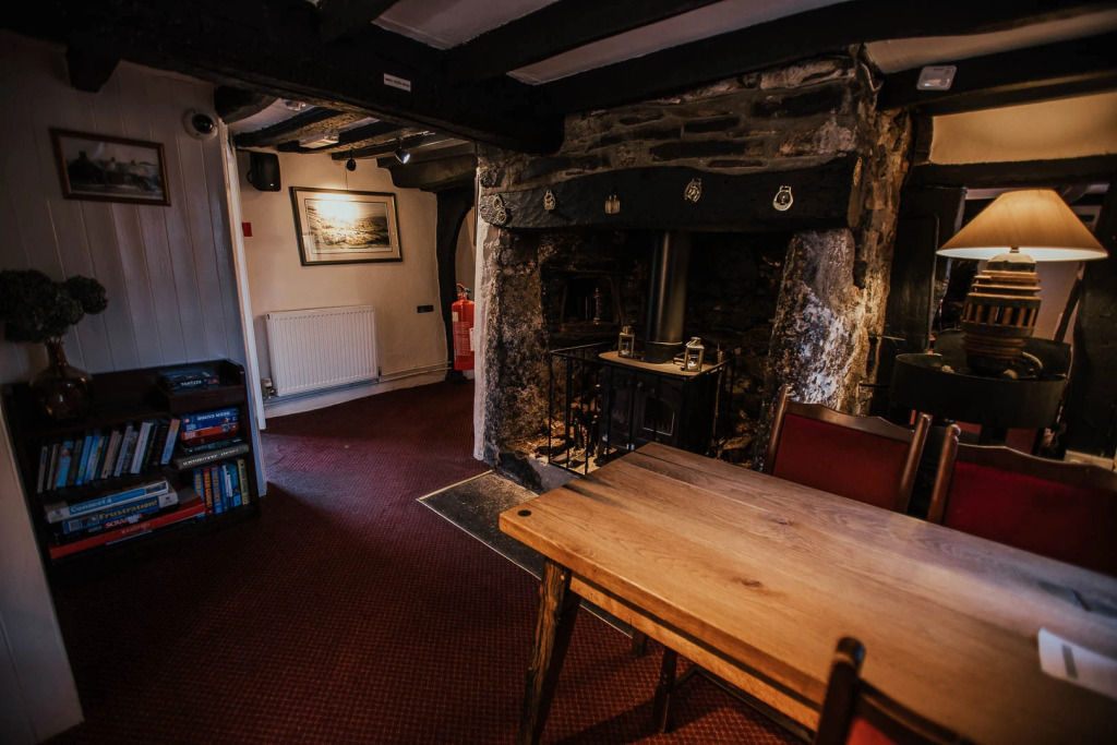 Bearslake Inn