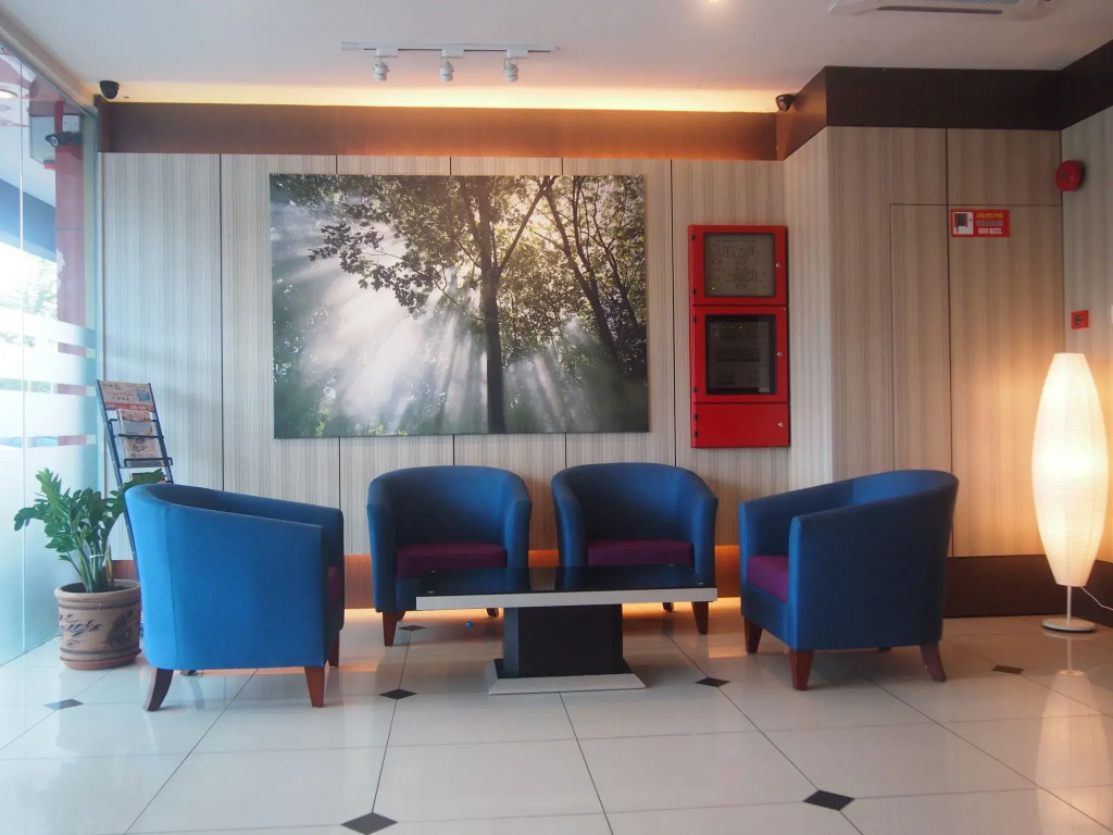 AERO Star Hotel