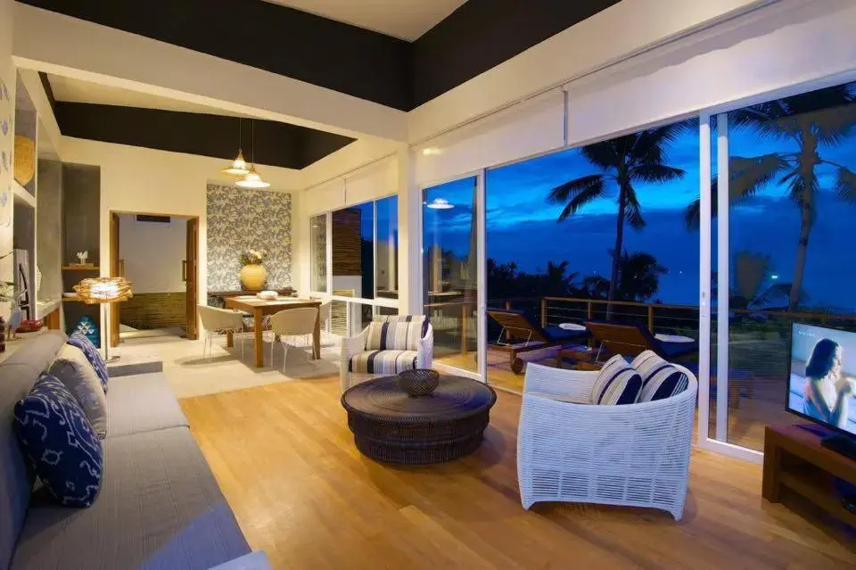 Overthemoon Luxury Pool Villas