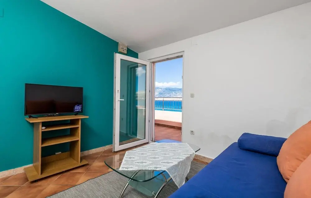 Stunning Apartment in Pag With Wifi and 2 Bedrooms