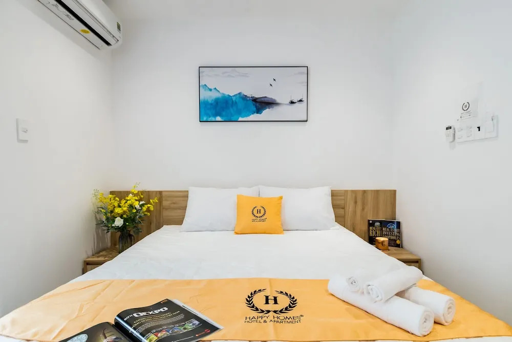 HAPPYHOMES 102 Luxury Bui Vien Apartment