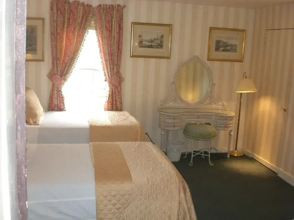 Samuel Durfee House B&B