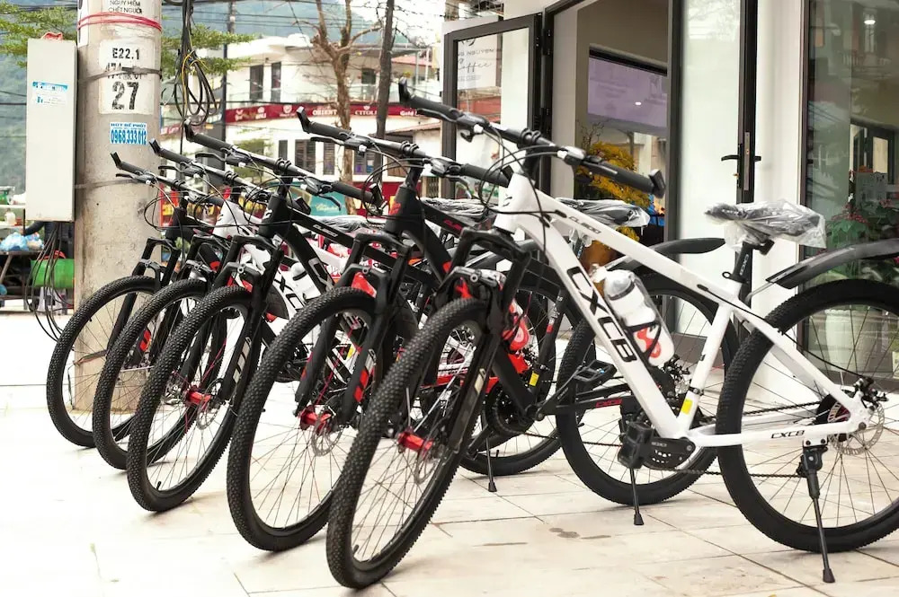 Ma Pi Leng Horizon Hostel - Tour & Motobike rental