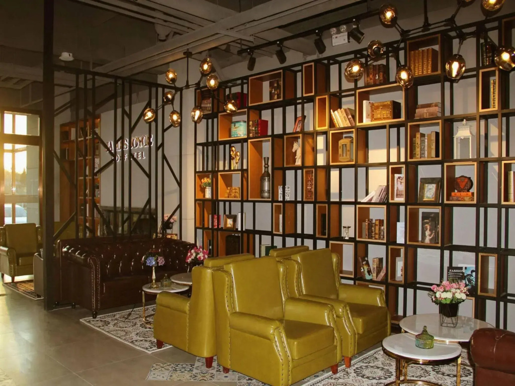 James Joyce Coffetel (Yinchuan Guangyao Center)